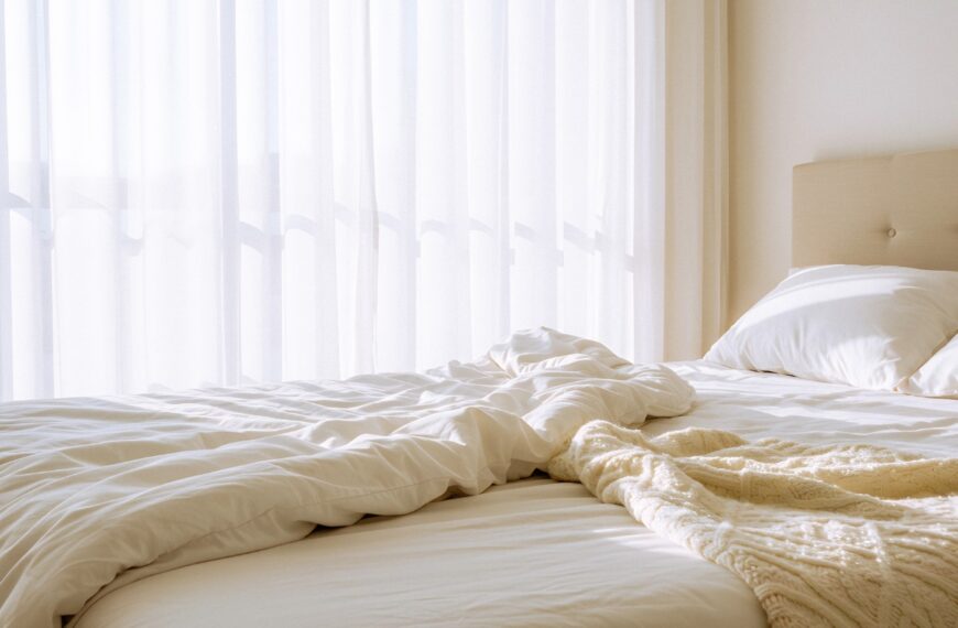 Je bed opmaken in de ochtend wordt afgeraden, dit is wat de specialisten zeggen