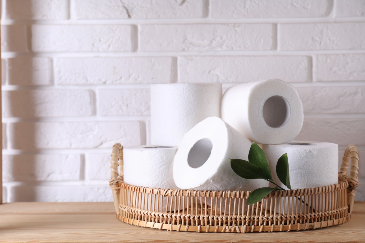 Je toiletrol verbranden? In 2025 doen steeds meer mensen het — hier is waarom