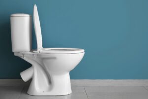 Tandsteen in het toilet: de eenvoudige en doeltreffende methode met slechts 2 ingrediënten