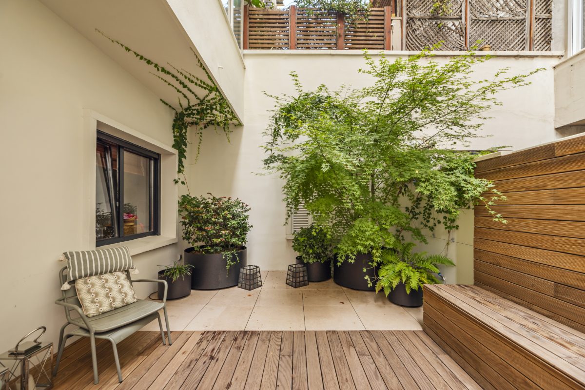 Terras onberispelijk: de beste tips voor een snelle reiniging met of zonder gereedschap