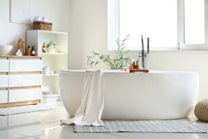 8 objecten die je volgens opruimprofessionals dringend uit je badkamer moet verwijderen