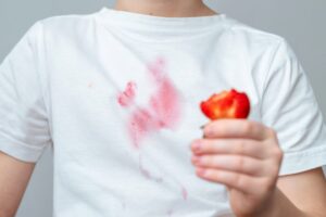 Aardbeienvlekken: deze 5 professionele tips om ze gemakkelijk te verwijderen