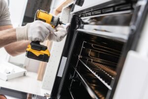 Waarom uw huishoudelijke apparaten sneller stuk gaan dan vroeger