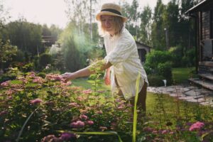 Dit weinig gewaardeerde keukenafval is eigenlijk een waardevolle bondgenoot voor tuinplanten